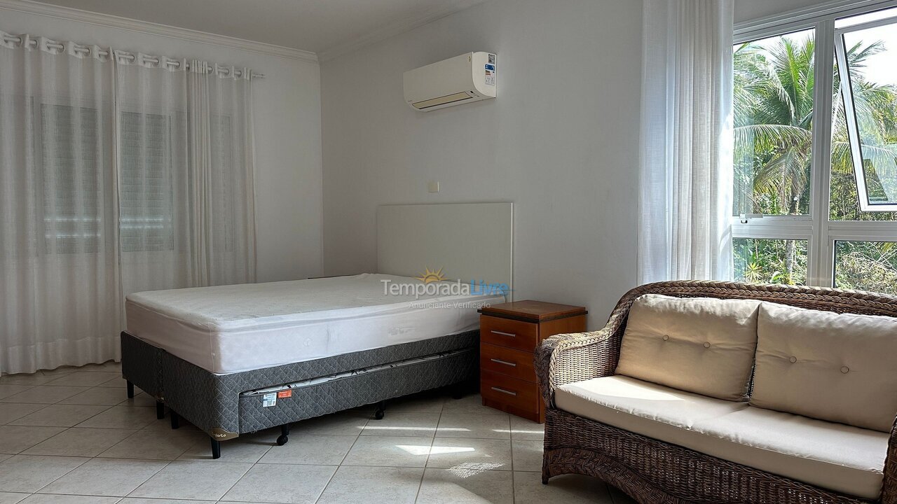 Chácara / sítio para aluguel de temporada em Bertioga (Riviera de São Lourenço)