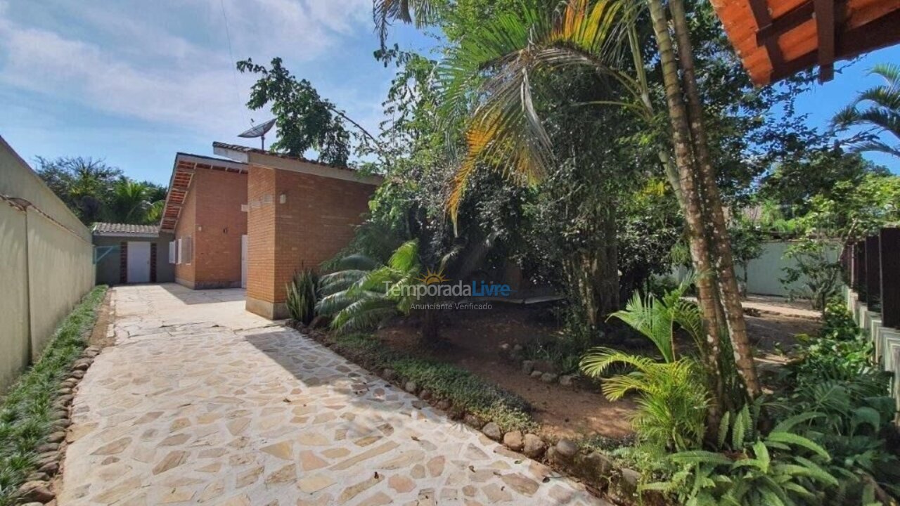 Casa para aluguel de temporada em Ubatuba (Itamambuca)