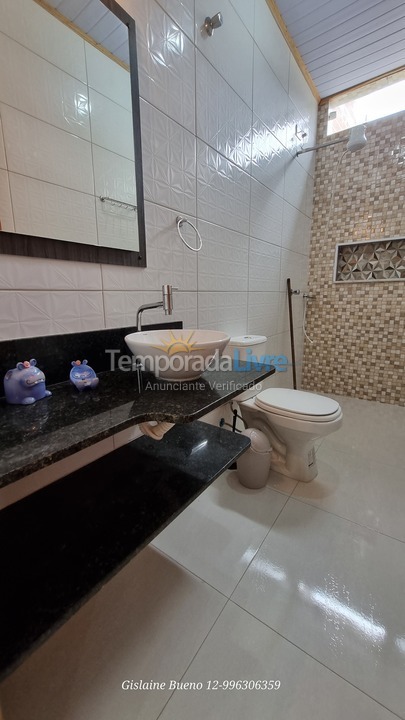 Casa para alquiler de vacaciones em Ubatuba (Praia do Lázaro)