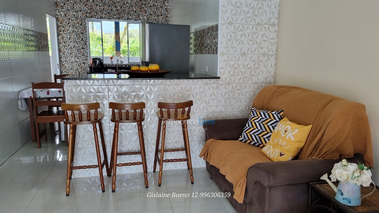 Casa para alquiler de vacaciones em Ubatuba (Praia do Lázaro)