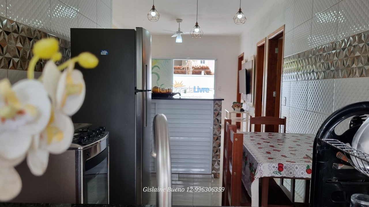 Casa para alquiler de vacaciones em Ubatuba (Praia do Lázaro)