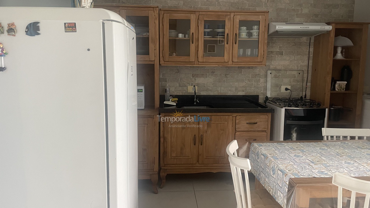 Apartamento para aluguel de temporada em Itapoá (Itapema do Norte)