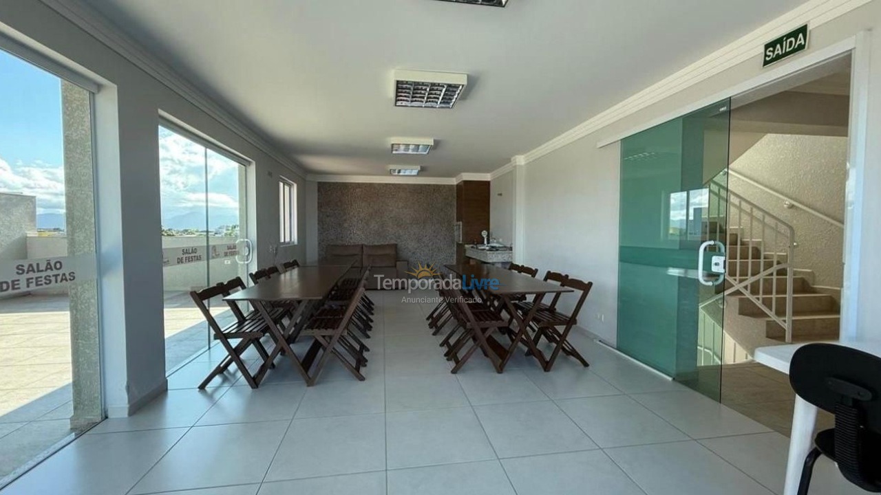 Apartamento para aluguel de temporada em Itapoá (Itapema do Norte)