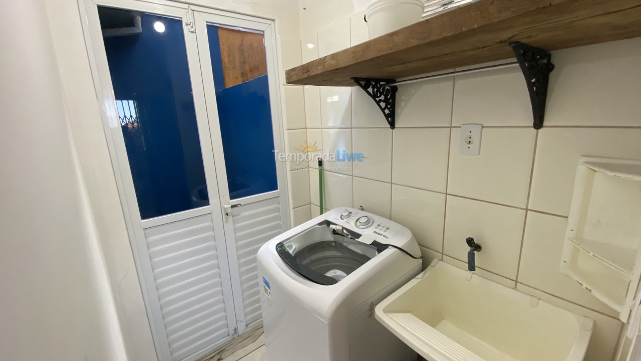 Casa para aluguel de temporada em Bombinhas (Praia Bombinhas)