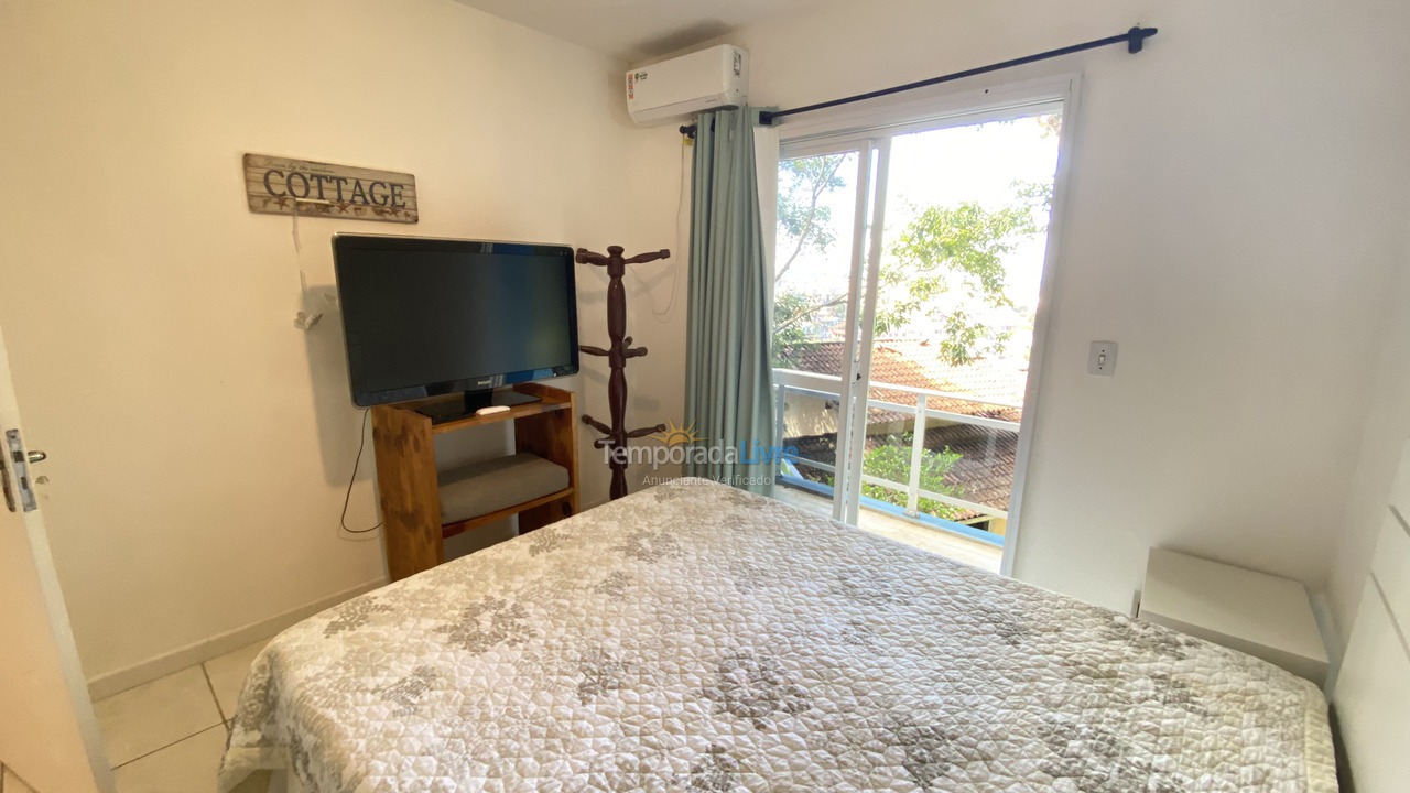 Casa para aluguel de temporada em Bombinhas (Praia Bombinhas)