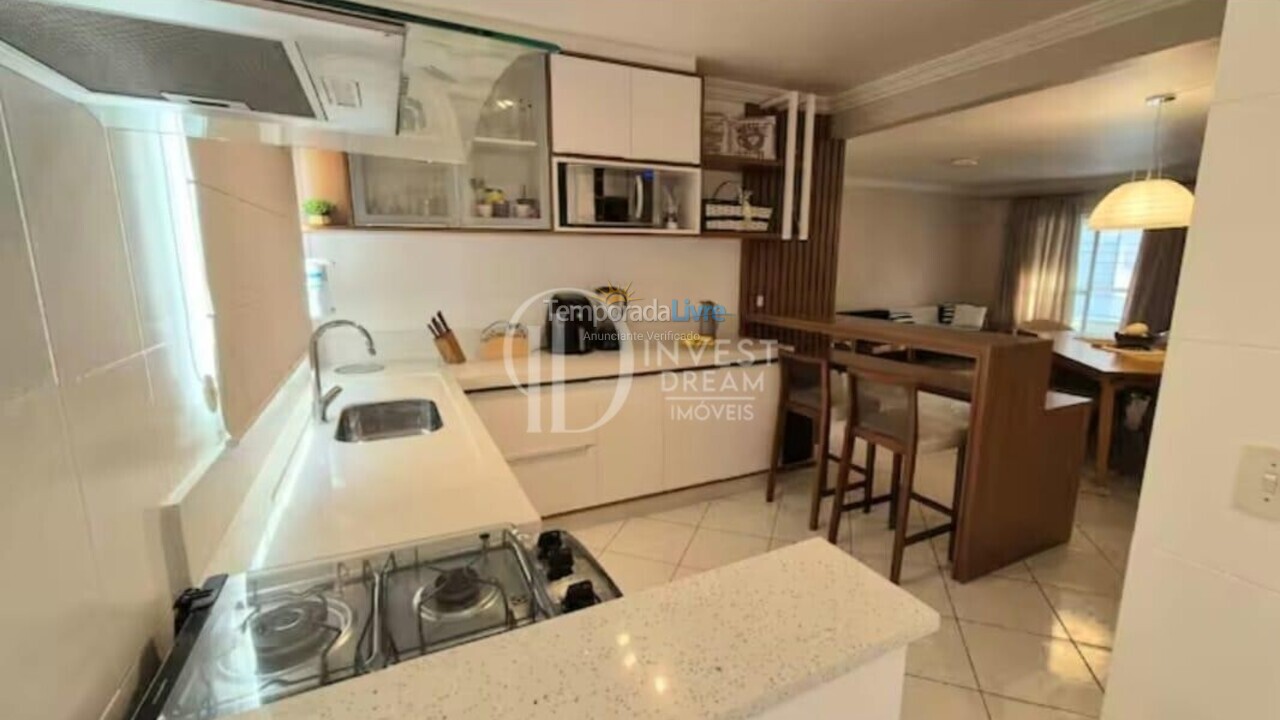 Apartamento para alquiler de vacaciones em Itapema (Meia Praia)