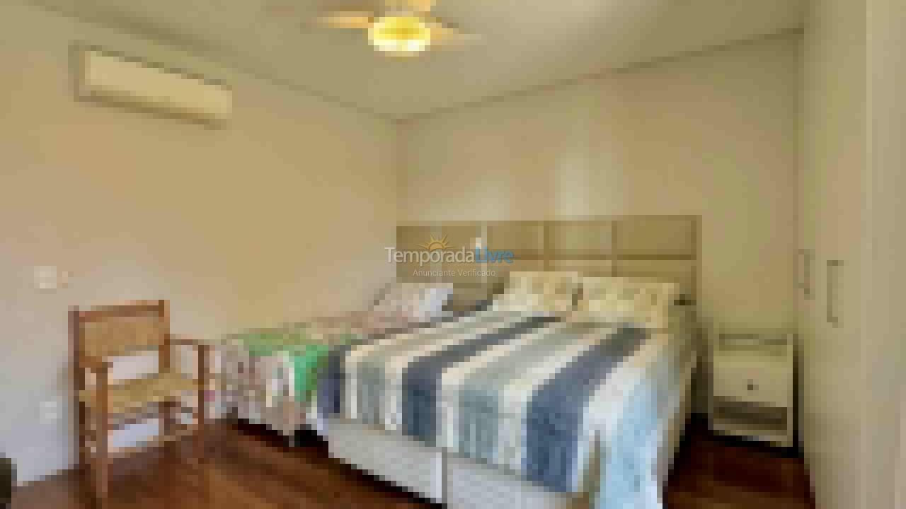 Casa para alquiler de vacaciones em Florianopolis (Jurerê)