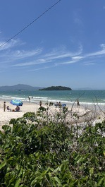 Increíble apartamento frente al mar con enorme piscina en Canasvieiras.