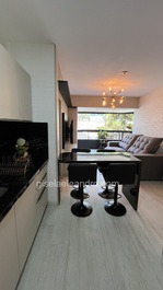 Increíble apartamento frente al mar con enorme piscina en Canasvieiras.