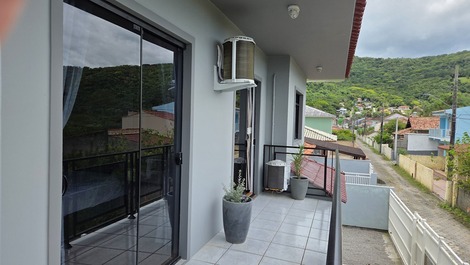 Casa para alugar em Florianópolis - Praia da Armação