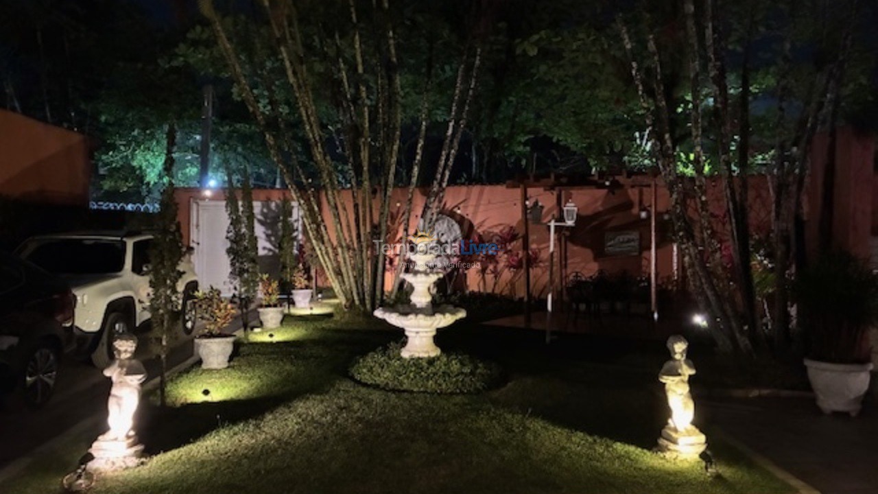 Casa para aluguel de temporada em Guarujá (Maré Mansa)