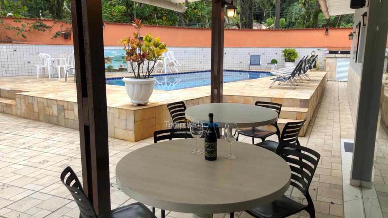 Casa para aluguel de temporada em Guarujá (Maré Mansa)