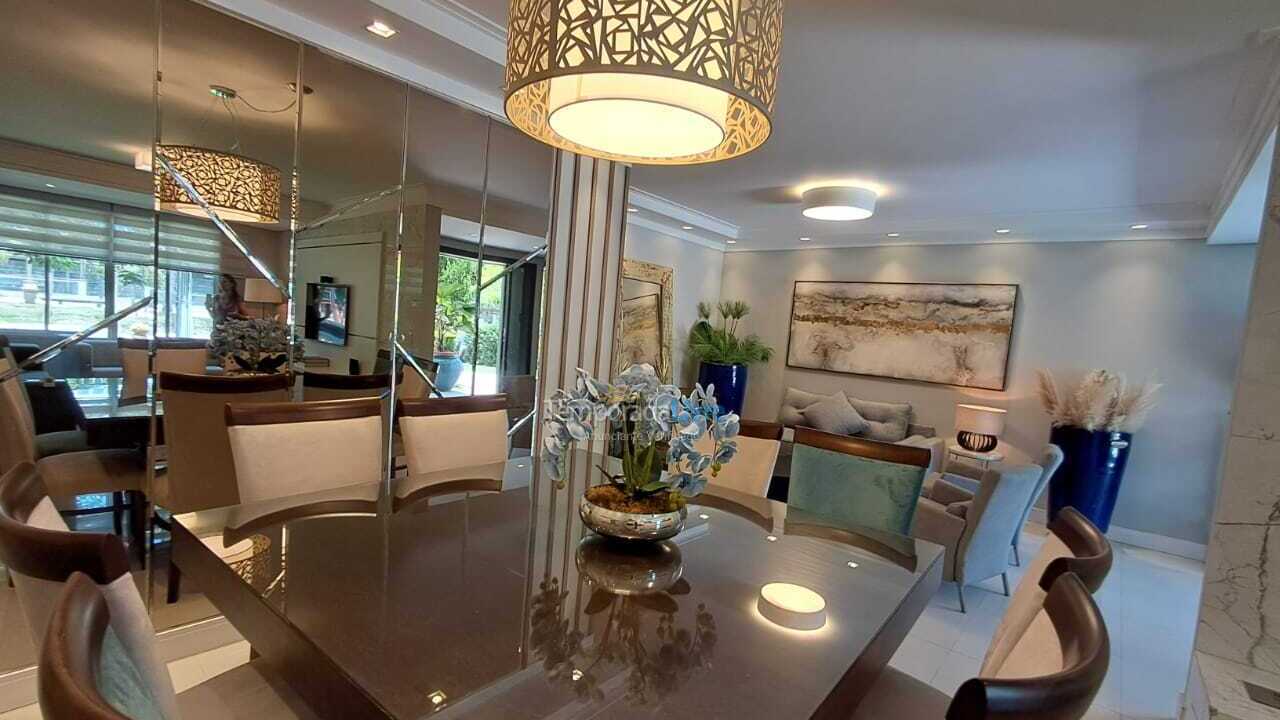 House for vacation rental in Florianopolis (Jurerê Internacional)