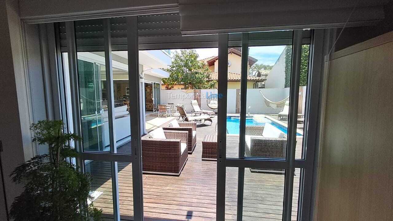 House for vacation rental in Florianopolis (Jurerê Internacional)