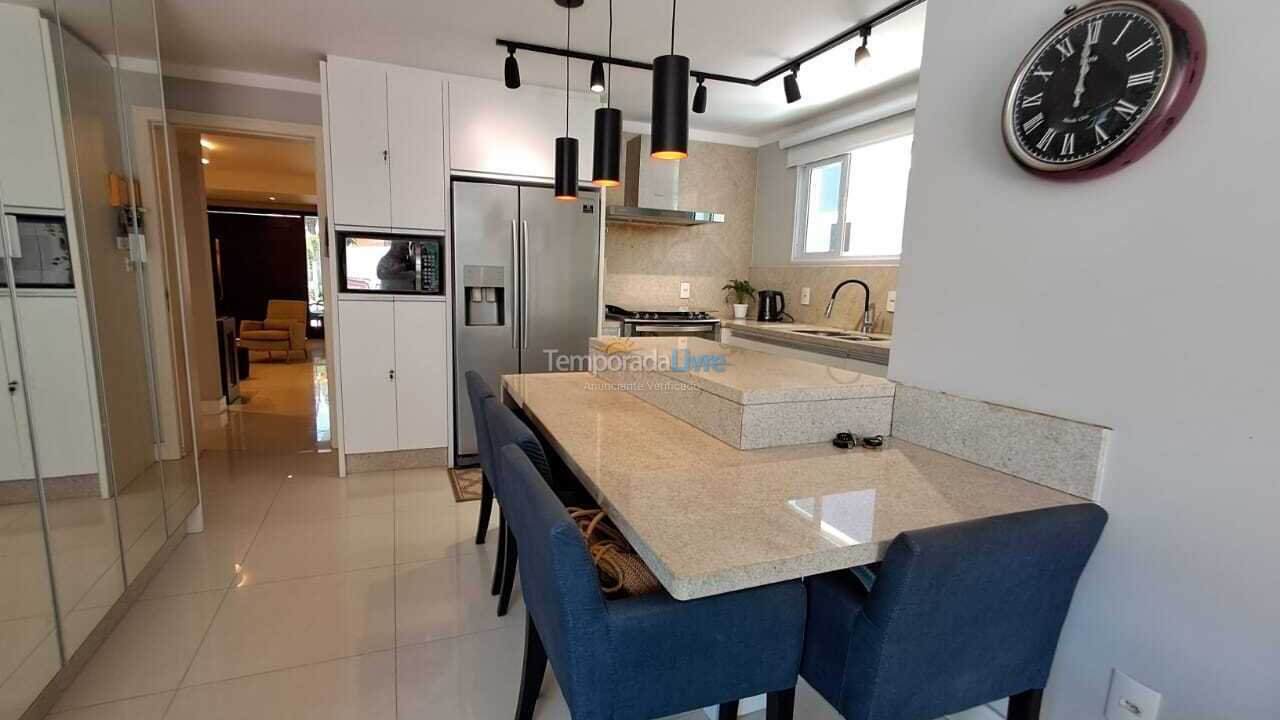 House for vacation rental in Florianopolis (Jurerê Internacional)