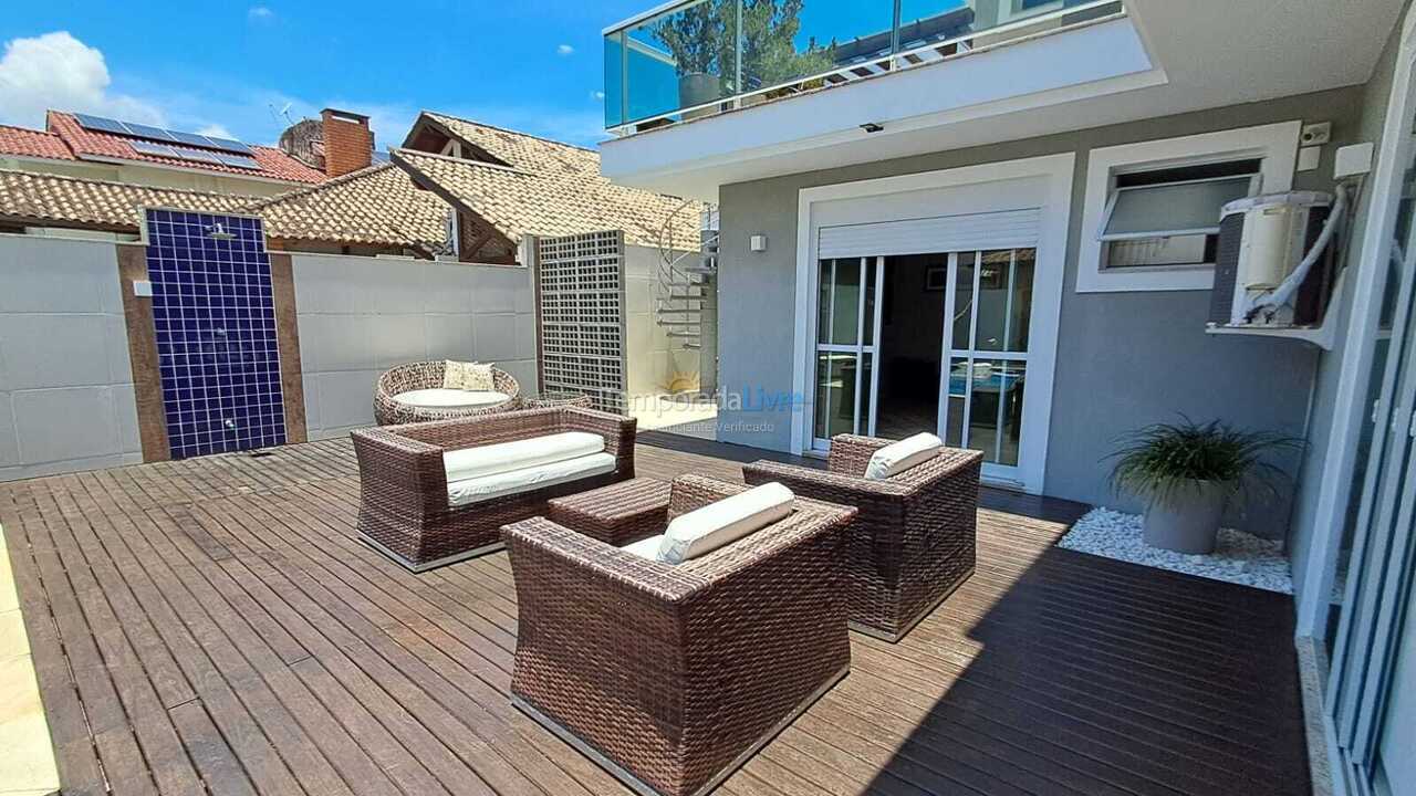 House for vacation rental in Florianopolis (Jurerê Internacional)