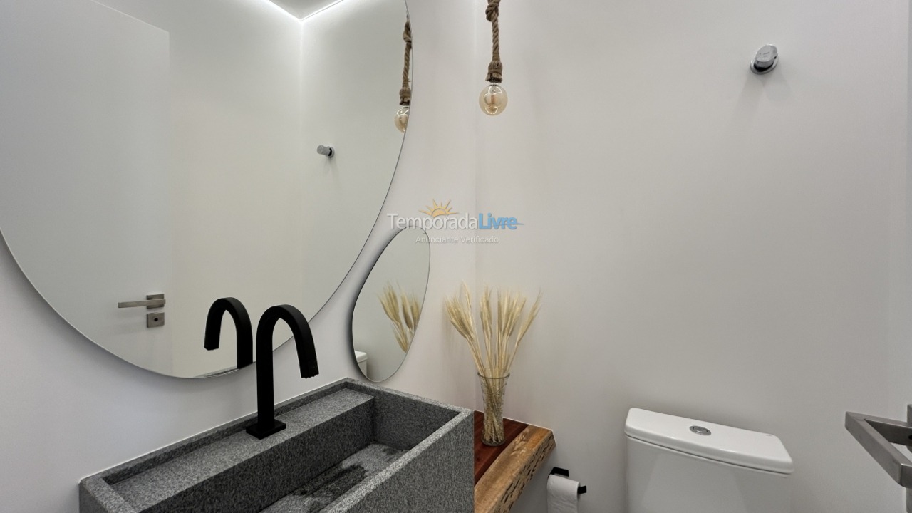 Apartment for vacation rental in Florianopolis (Jurerê Internacional)