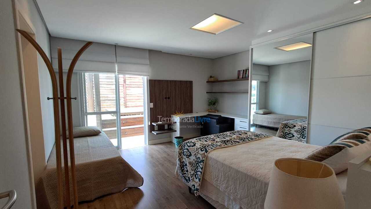House for vacation rental in Florianopolis (Jurerê Internacional)