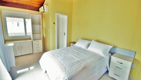 Cobertura no centrinho de Jurerê internacional