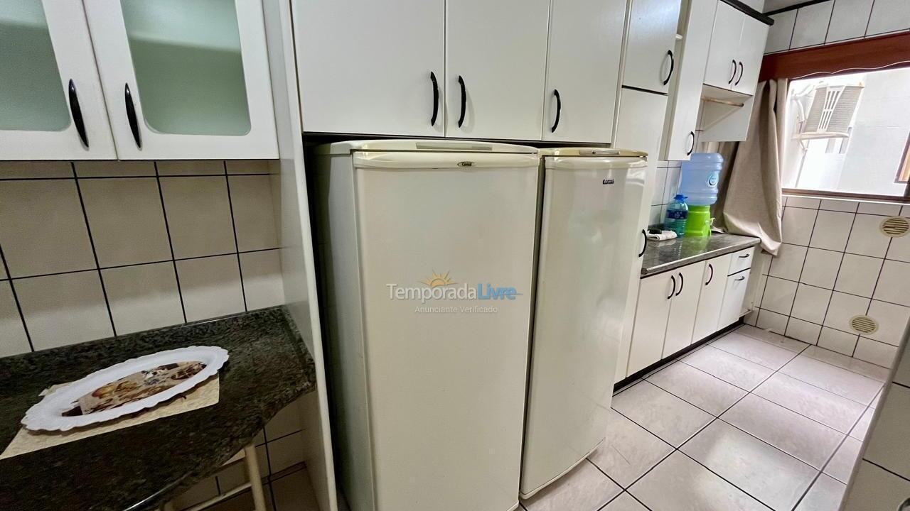 Apartment for vacation rental in Itapema (Meia Praia)