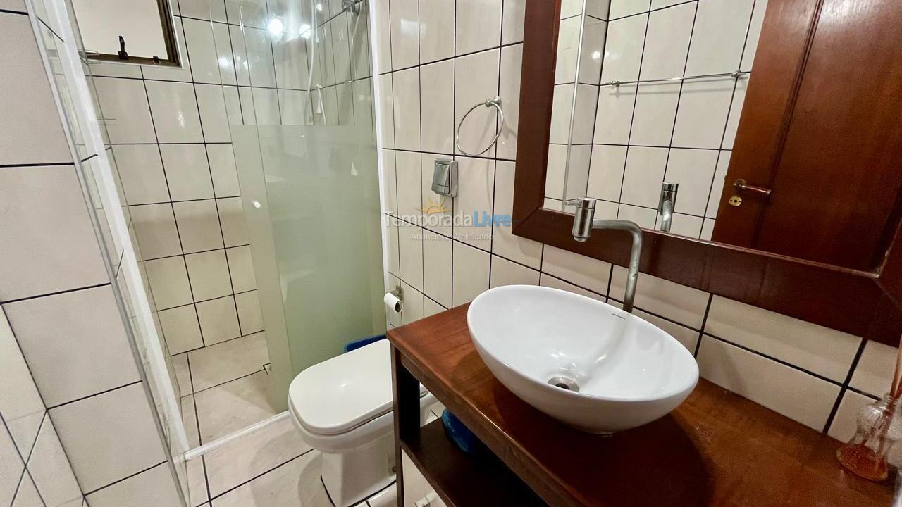 Apartment for vacation rental in Itapema (Meia Praia)