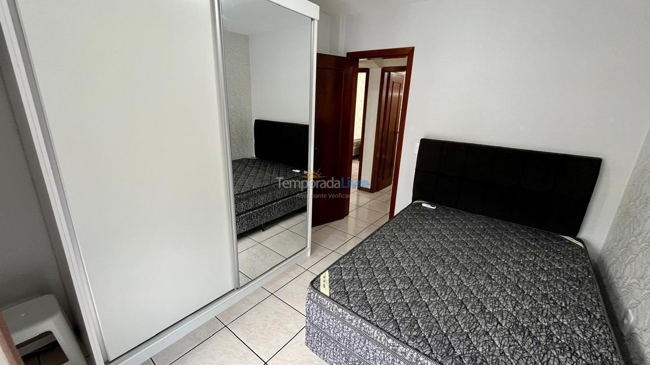 Apartment for vacation rental in Itapema (Meia Praia)