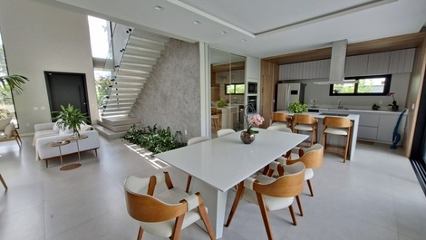 Casa completa en Daniela, a 200m de la playa!