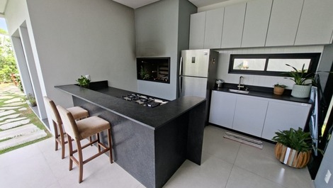 Casa completa en Daniela, a 200m de la playa!