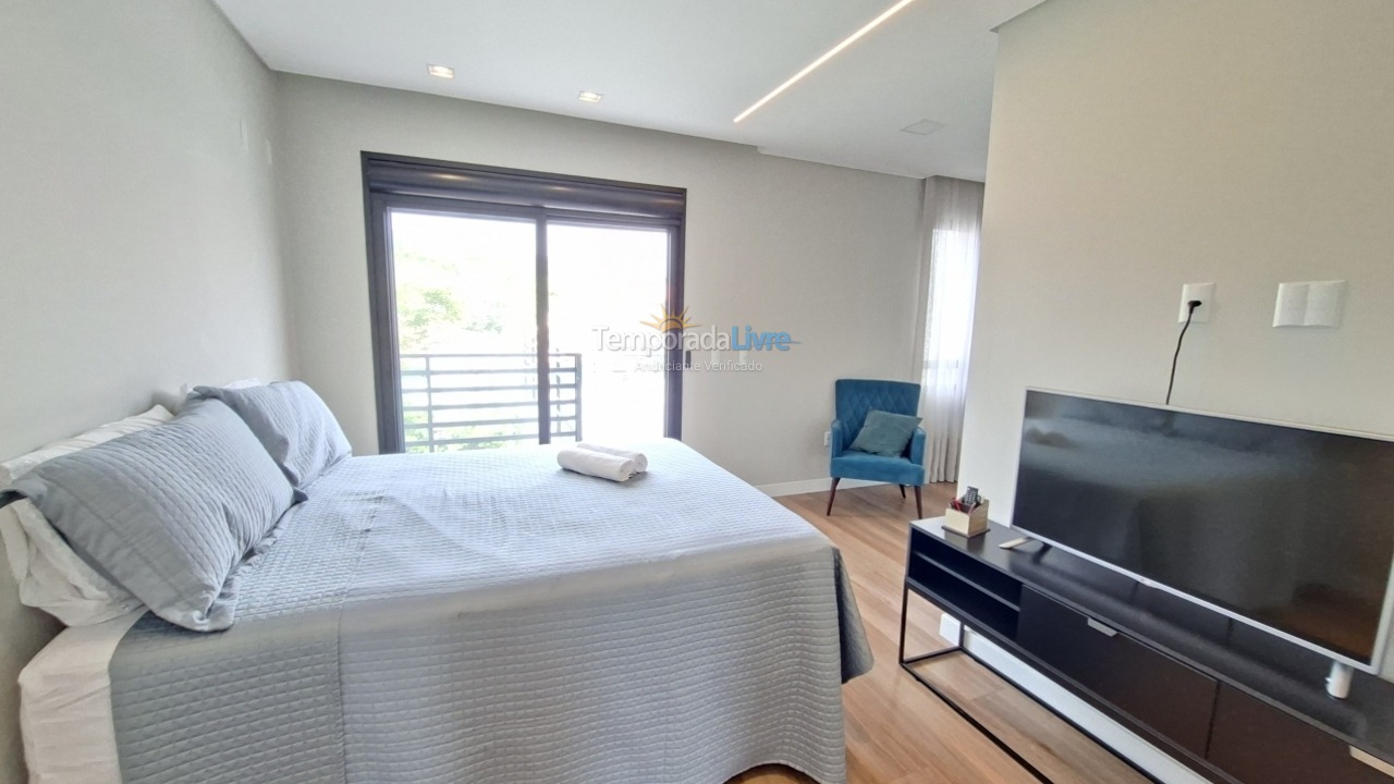 Casa para alquiler de vacaciones em Florianópolis (Praia da Daniela)