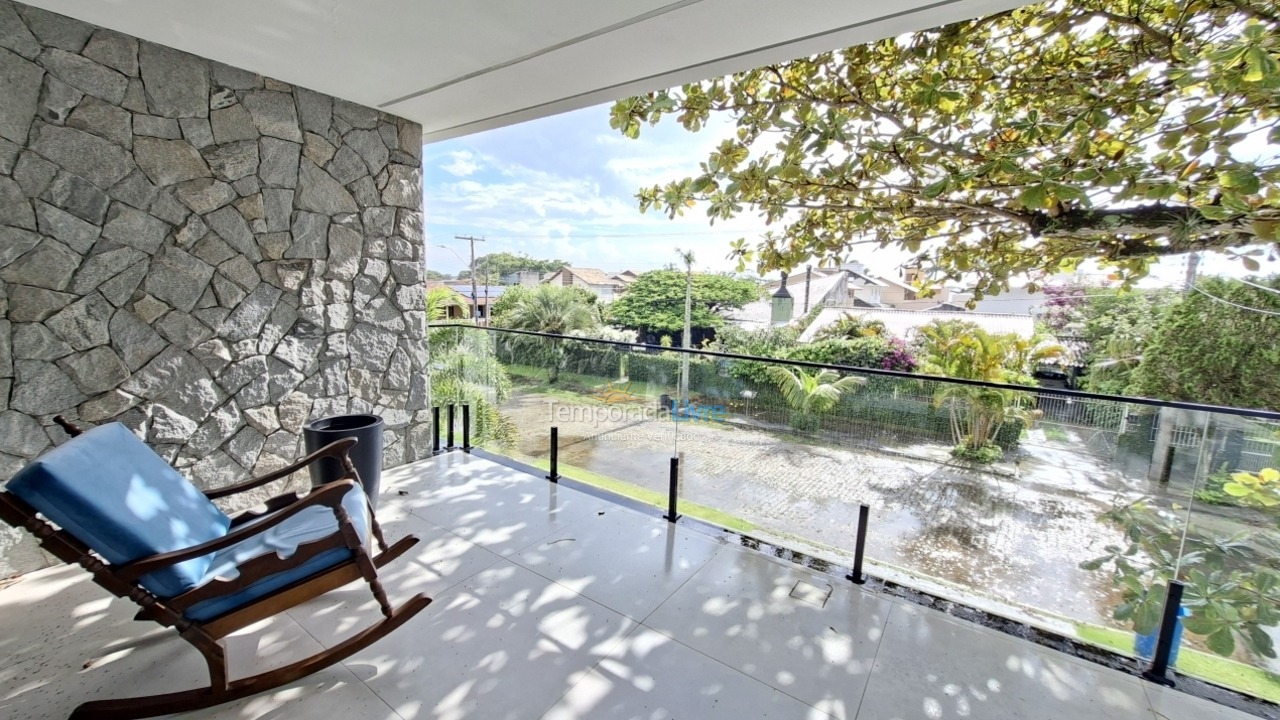 Casa para alquiler de vacaciones em Florianópolis (Praia da Daniela)