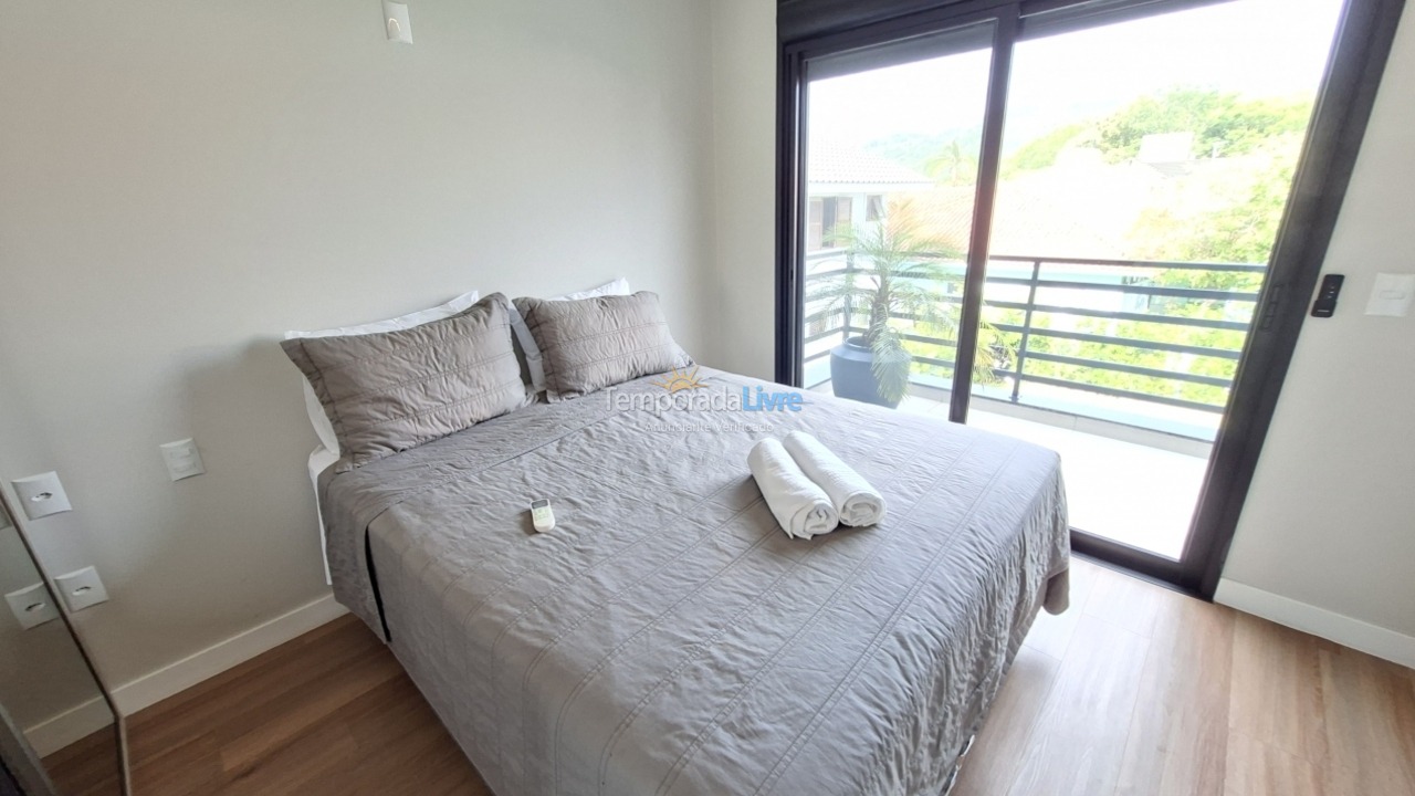 Casa para alquiler de vacaciones em Florianópolis (Praia da Daniela)