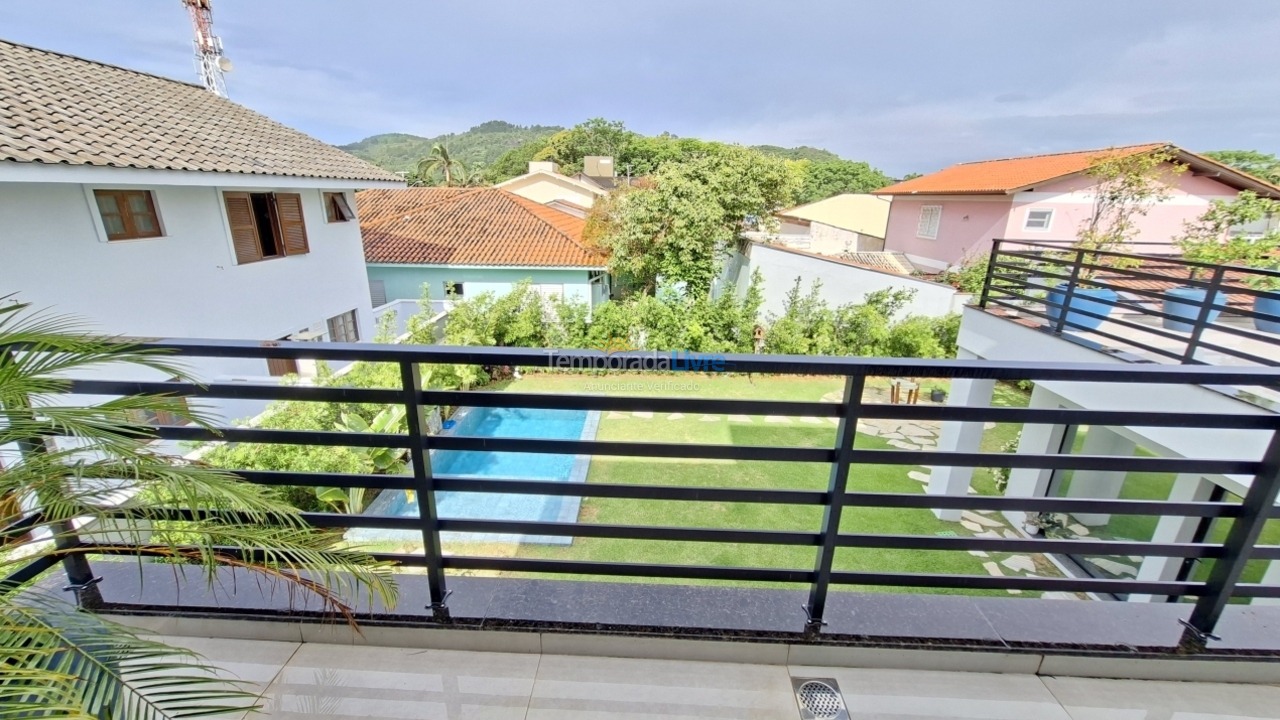 Casa para alquiler de vacaciones em Florianópolis (Praia da Daniela)