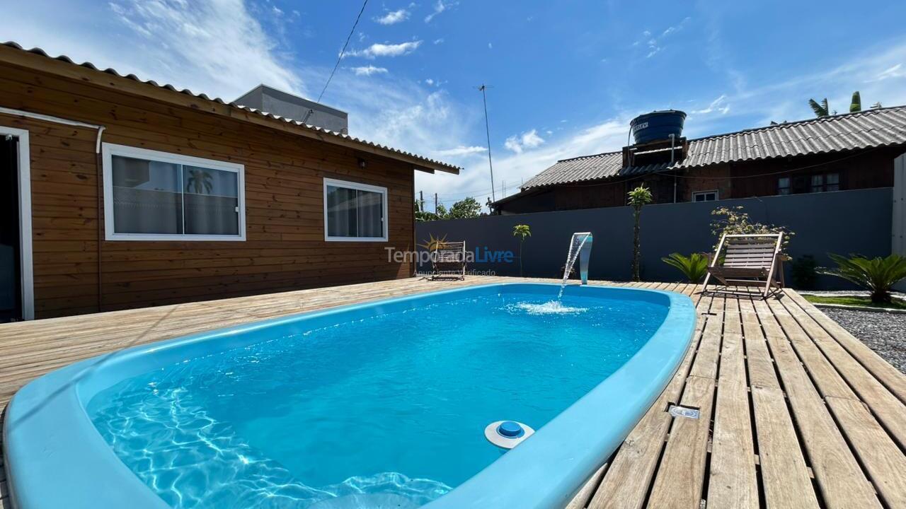 Casa para aluguel de temporada em Bombinhas (Mariscal)