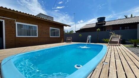 CASA COM PISCINA PARA LOCAÇÃO PRAIA DE MARISCAL