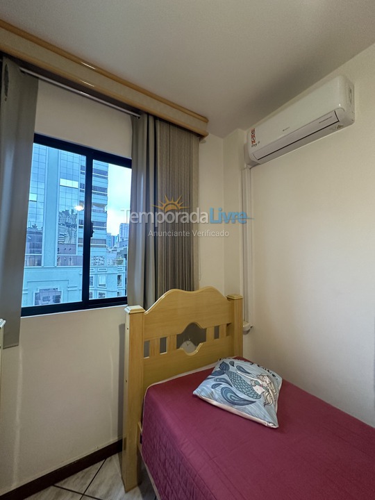 Apartment for vacation rental in Itapema (Meia Praia Segunda Quadra Mar)