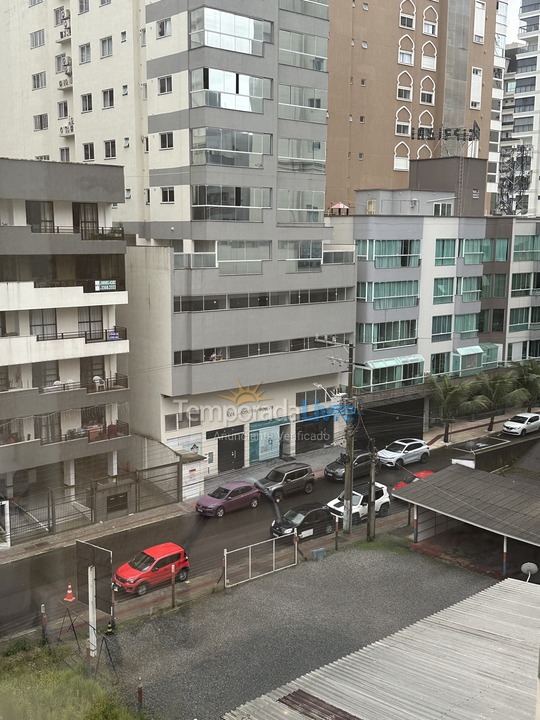 Apartment for vacation rental in Itapema (Meia Praia Segunda Quadra Mar)