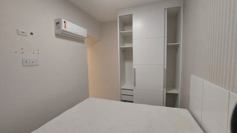 Apartamento dúplex de 4 habitaciones en Riviera de São Lourenço