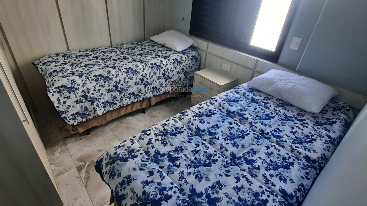 Apartment for vacation rental in Guarujá (Pitangueiras)