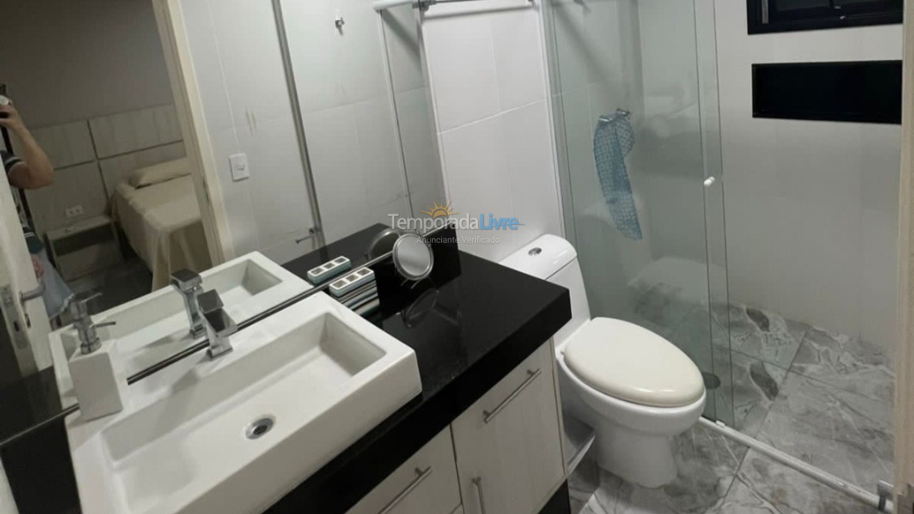 Apartment for vacation rental in Guarujá (Pitangueiras)