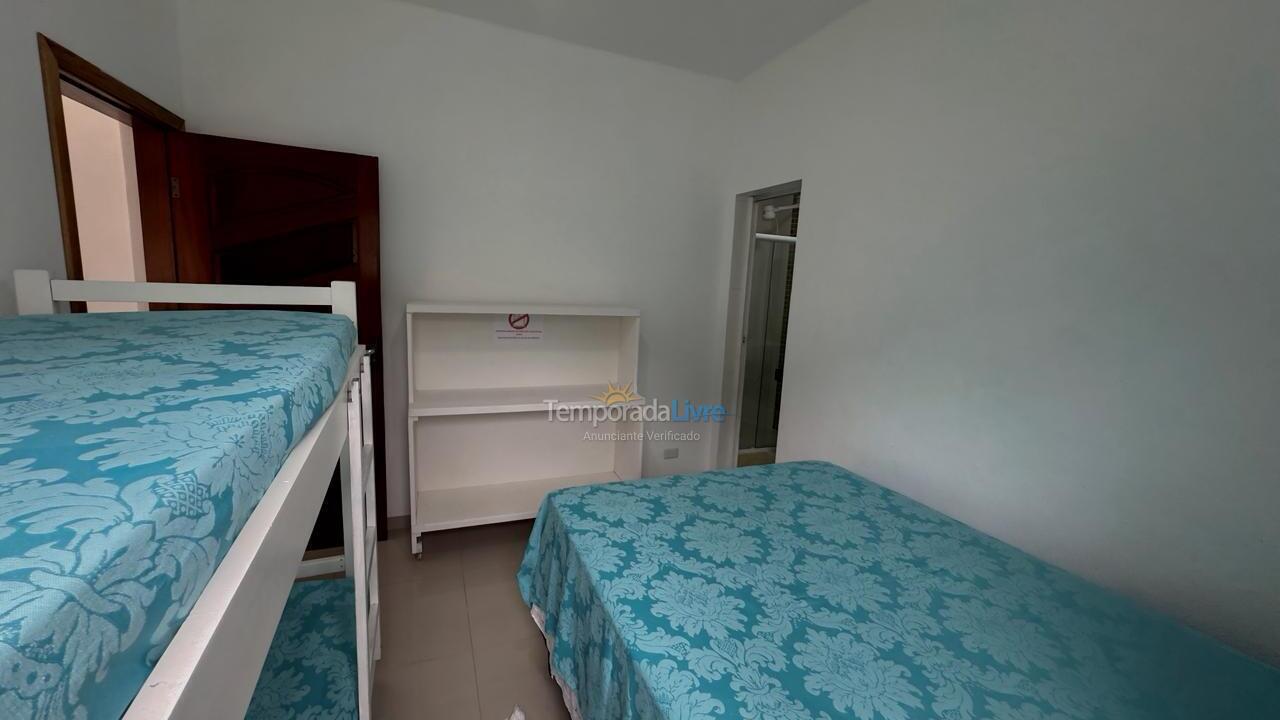 Casa para aluguel de temporada em Ubatuba (Lagoinha)