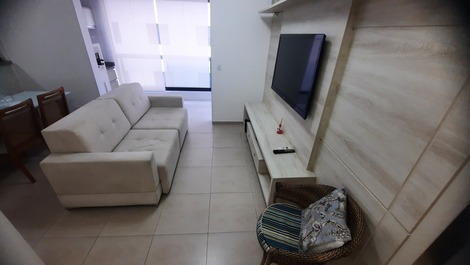 Apartamento Estándar Piso en Pitangueiras, a una cuadra de la playa.