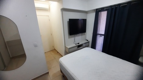 Apartamento Estándar Piso en Pitangueiras, a una cuadra de la playa.