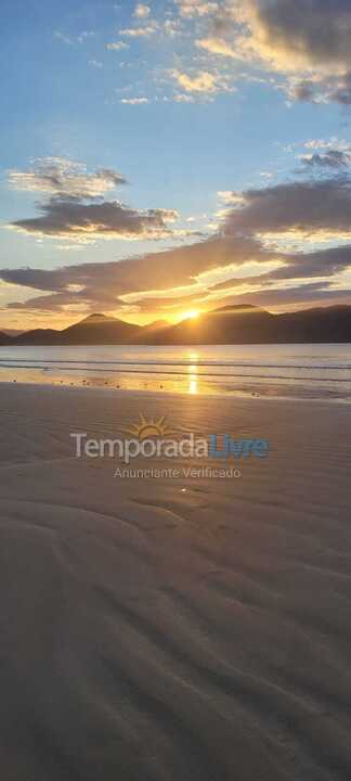 Apartamento para alquiler de vacaciones em Ubatuba (Maranduba)