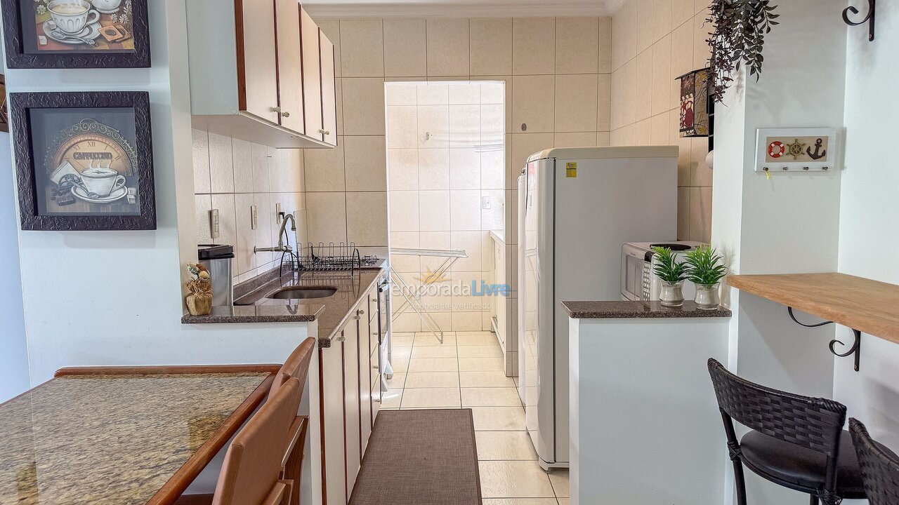 Apartamento para aluguel de temporada em Bombinhas (Praia de Bombas)