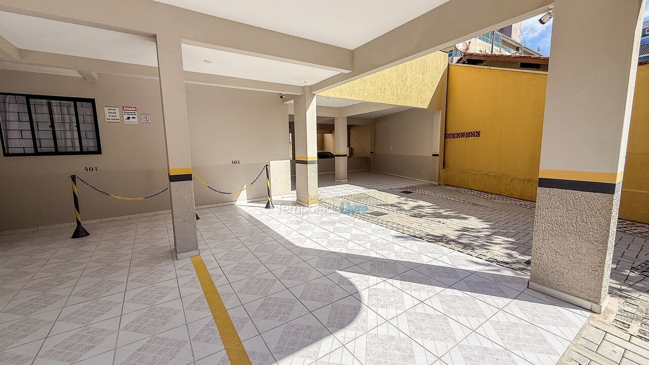 Apartamento para aluguel de temporada em Bombinhas (Praia de Bombas)