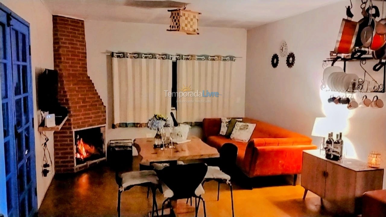 Casa para aluguel de temporada em São José dos Campos (Sao Francisco Xavier)