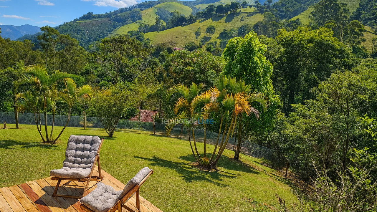 Casa para aluguel de temporada em São José dos Campos (Sao Francisco Xavier)