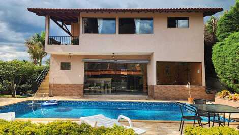 Beautiful Country House in Tuiuti