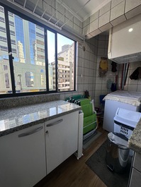 Ref 204- Lindo e aconchegante com 2 quartos -Rua 288