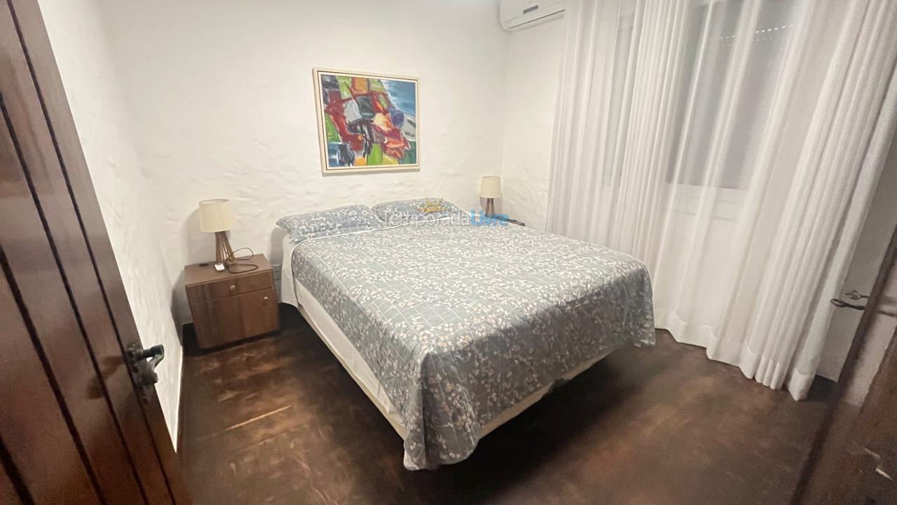 Apartamento para aluguel de temporada em Florianopolis (Praia dos Ingleses)